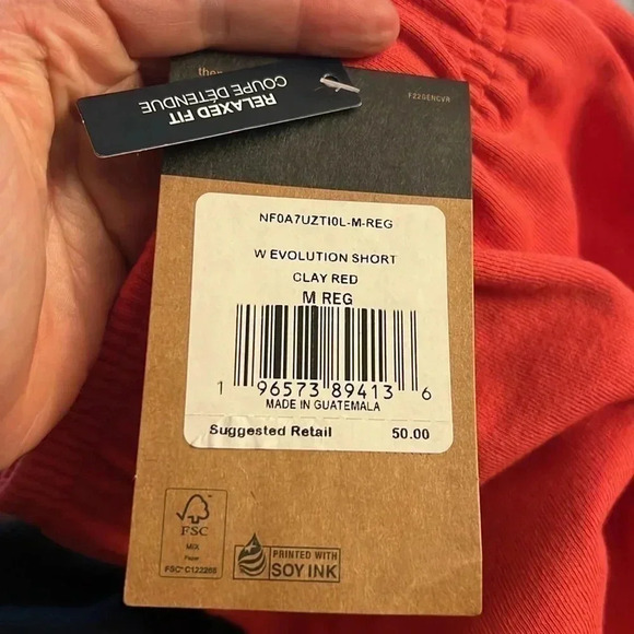 The North Face Evolution Shorts Clay Red NEW Size M - Picture 6 of 6